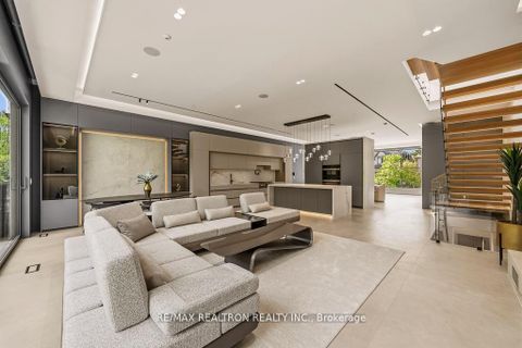 Photo 12 at 107 Elmwood Avenue, Willowdale East, Toronto