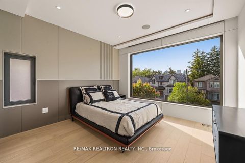 Photo 26 at 107 Elmwood Avenue, Willowdale East, Toronto