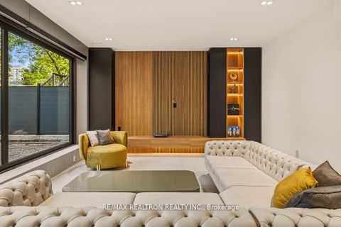 Photo 33 at 107 Elmwood Avenue, Willowdale East, Toronto