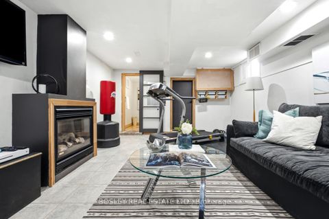 Photo 29 at 308 Springdale Boulevard, East York, Toronto