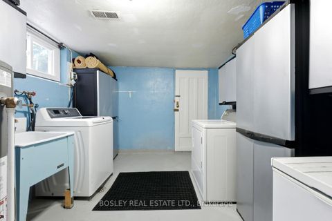 Photo 30 at 308 Springdale Boulevard, East York, Toronto