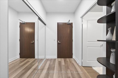 Photo 6 at 510 - 85 North Park Road, Beverley Glen, Vaughan