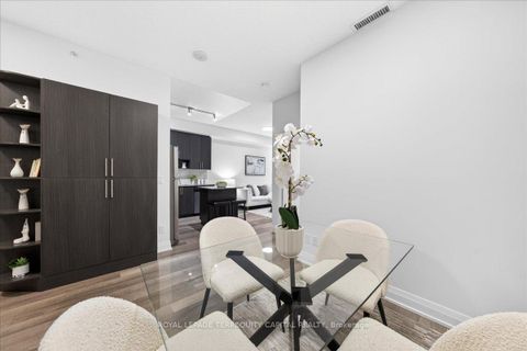 Photo 9 at 510 - 85 North Park Road, Beverley Glen, Vaughan