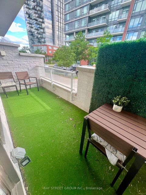 Photo 11 at 102 - 75 Canterbury Place, Willowdale West, Toronto