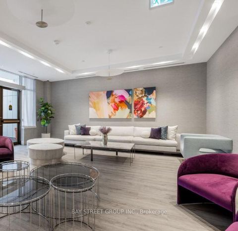 Photo 17 at 102 - 75 Canterbury Place, Willowdale West, Toronto