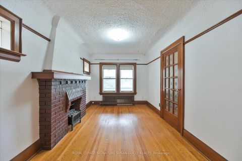 Photo 4 at 20 Bonnie Brae Boulevard, East York, Toronto