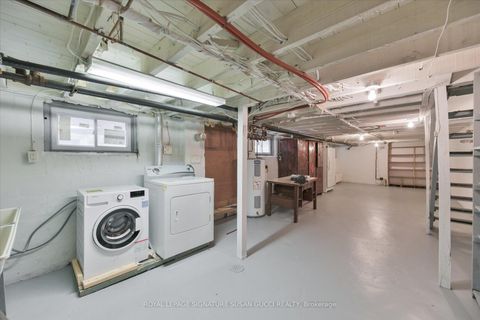 Photo 24 at 20 Bonnie Brae Boulevard, East York, Toronto