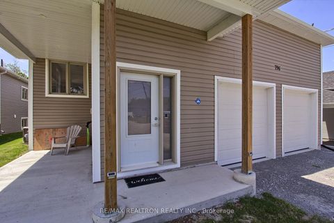 Photo 3 at 796 Rockaway Road, Historic Lakeshore Communities, Georgina