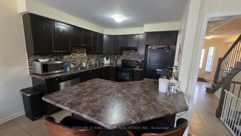 Photo 4 at 7 Stotts Terrace, Centennial Scarborough, Toronto