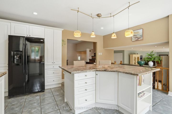 Photo 13 at 1321 Fairway Court, Tyandaga, Burlington