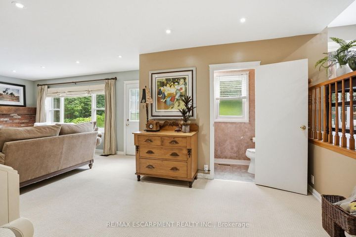 Photo 26 at 1321 Fairway Court, Tyandaga, Burlington