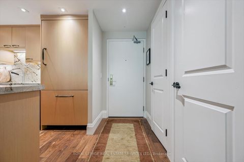 Photo 5 at 305 - 71 Old Mill Road, Kingsway South, Toronto