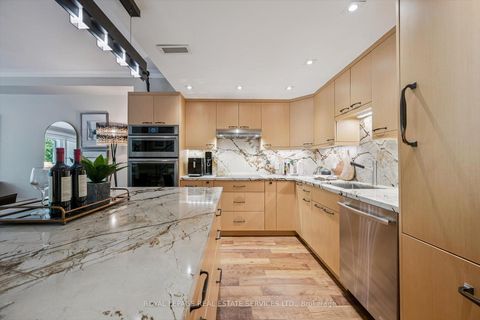 Photo 8 at 305 - 71 Old Mill Road, Kingsway South, Toronto