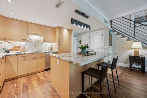 Photo 9 at 305 - 71 Old Mill Road, Kingsway South, Toronto