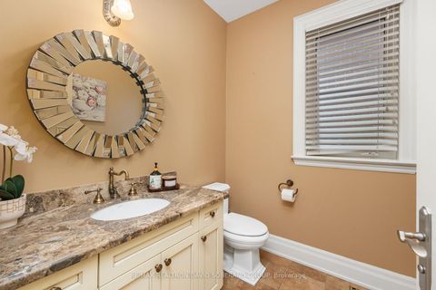 Photo 6 at 17 Marwill Street, Clanton Park, Toronto