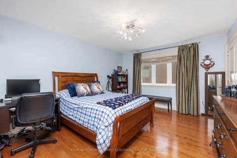 Photo 24 at 17 Marwill Street, Clanton Park, Toronto