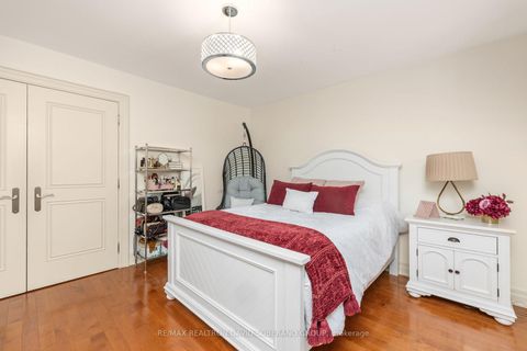 Photo 27 at 17 Marwill Street, Clanton Park, Toronto