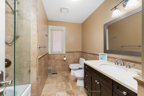 Photo 31 at 17 Marwill Street, Clanton Park, Toronto