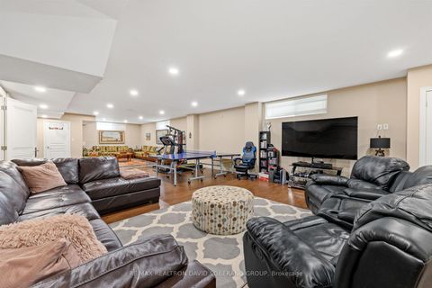 Photo 36 at 17 Marwill Street, Clanton Park, Toronto