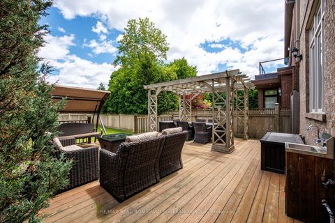 Photo 38 at 17 Marwill Street, Clanton Park, Toronto