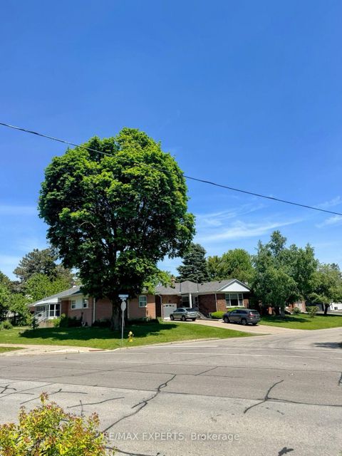 Photo 2 at 71 Lloyd Manor Road, Rosethorn, Toronto