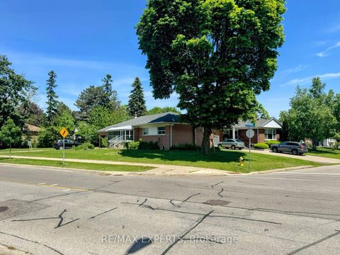 Photo 3 at 71 Lloyd Manor Road, Rosethorn, Toronto