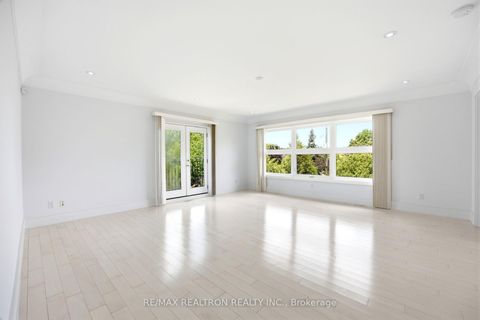 Photo 13 at 138 Almore Avenue, Clanton Park, Toronto