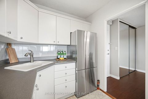 Photo 17 at 1907 - 250 Scarlett Road, Smythe, Toronto
