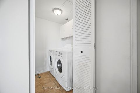 Photo 27 at 1907 - 250 Scarlett Road, Smythe, Toronto