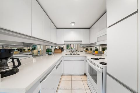 Photo 12 at 116 - 10 Walker Avenue, St. Clair, Toronto