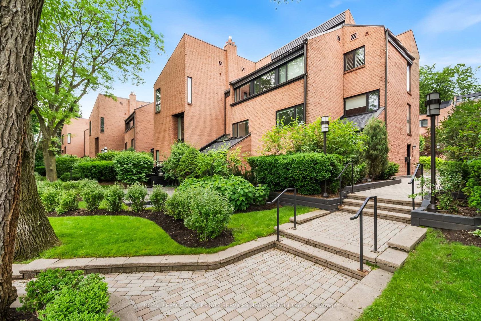 116 - 10 Walker Avenue, St. Clair, Toronto 