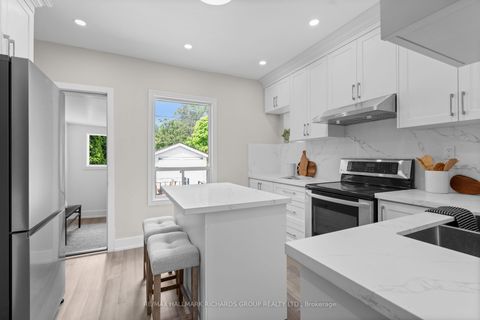Photo 9 at 898 Greenwood Avenue, Danforth, Toronto
