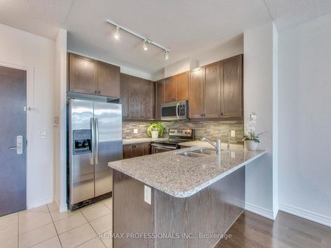 Photo 9 at 711 - 1135 Royal York Road, Humber Valley, Toronto