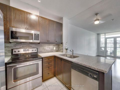 Photo 11 at 711 - 1135 Royal York Road, Humber Valley, Toronto
