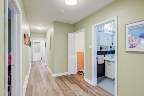 Photo 14 at 9 Sealcove Drive, Etobicoke West Mall, Toronto
