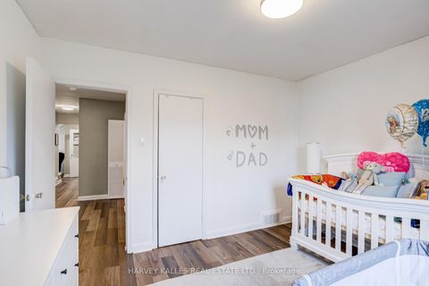 Photo 18 at 9 Sealcove Drive, Etobicoke West Mall, Toronto