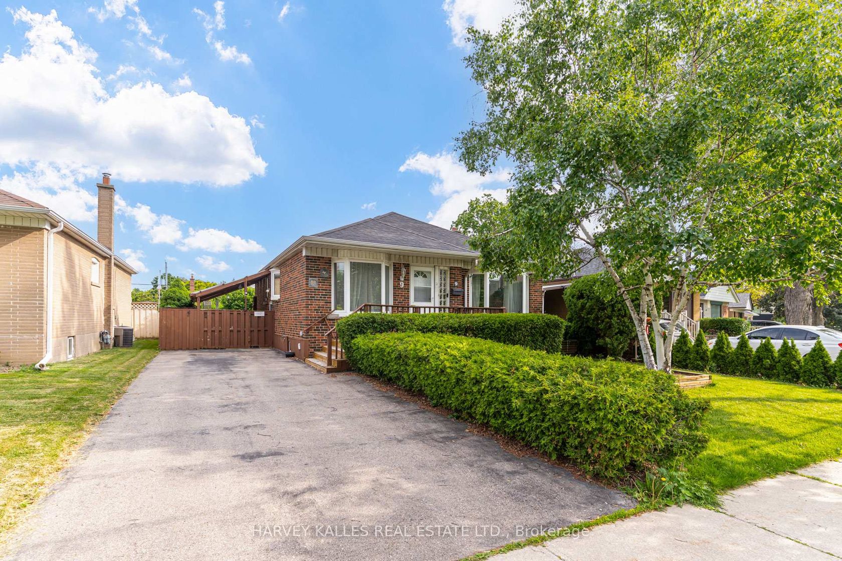9 Sealcove Drive, Etobicoke West Mall, Toronto 