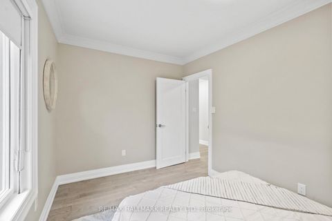 Photo 28 at 394 Main Street, Lumsden, Toronto