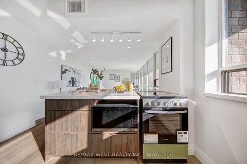 Photo 6 at 1202 - 914 Yonge Street, Annex, Toronto