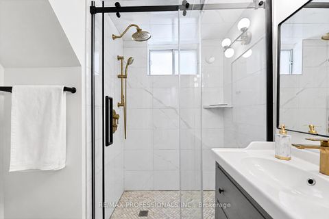 Photo 40 at 39 Sealcove Drive, Etobicoke West Mall, Toronto