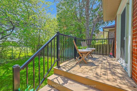 Photo 44 at 39 Sealcove Drive, Etobicoke West Mall, Toronto