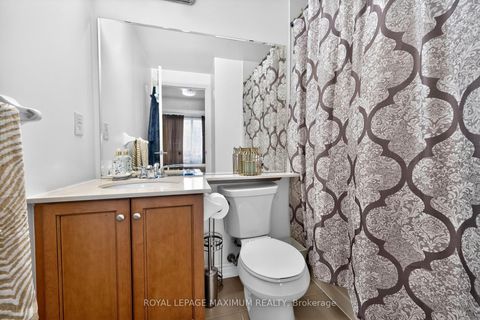 Photo 26 at 914 - 9245 Jane Street, Maple, Vaughan