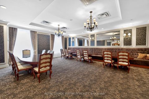 Photo 31 at 914 - 9245 Jane Street, Maple, Vaughan