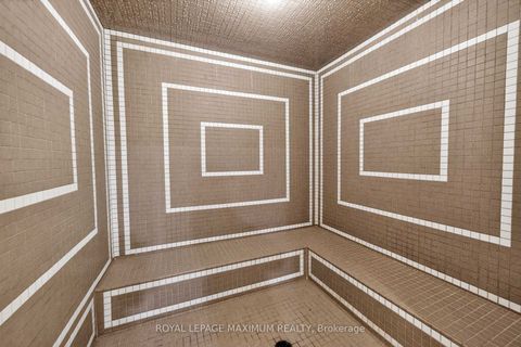Photo 37 at 914 - 9245 Jane Street, Maple, Vaughan