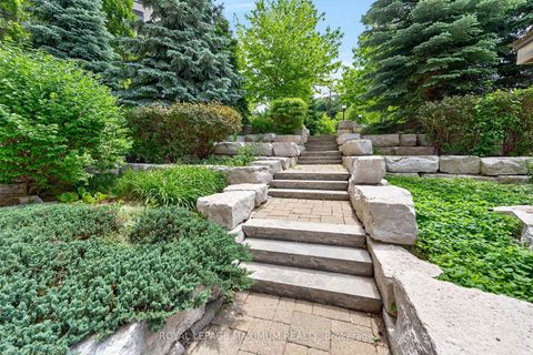 Photo 42 at 914 - 9245 Jane Street, Maple, Vaughan