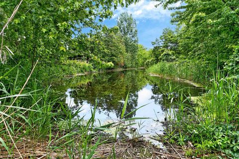 Photo 45 at 914 - 9245 Jane Street, Maple, Vaughan