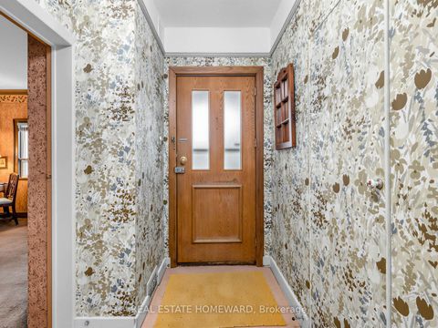 Photo 3 at 228 Pemberton Avenue, Newtonbrook East, Toronto