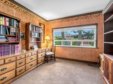Photo 4 at 228 Pemberton Avenue, Newtonbrook East, Toronto