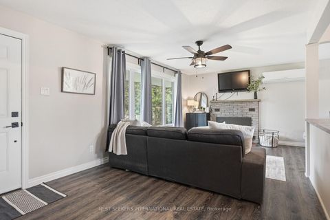 Photo 3 at 2186 Richard Street, Alcona, Innisfil