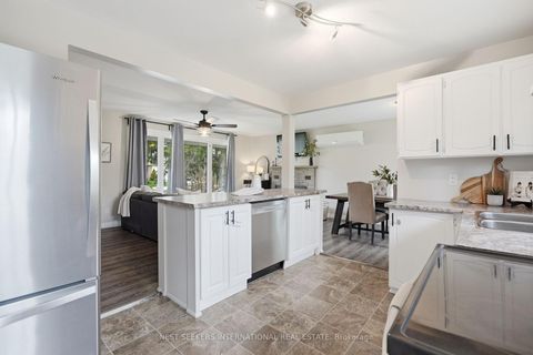 Photo 10 at 2186 Richard Street, Alcona, Innisfil